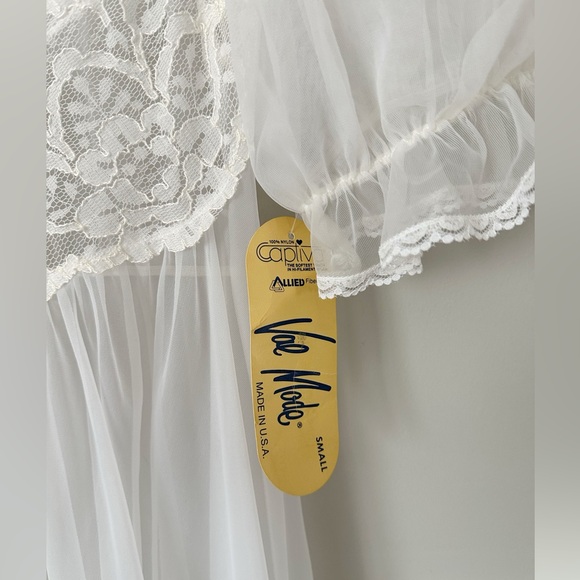 Val Mode Vintage Bridal Robe Small - Picture 3 of 12
